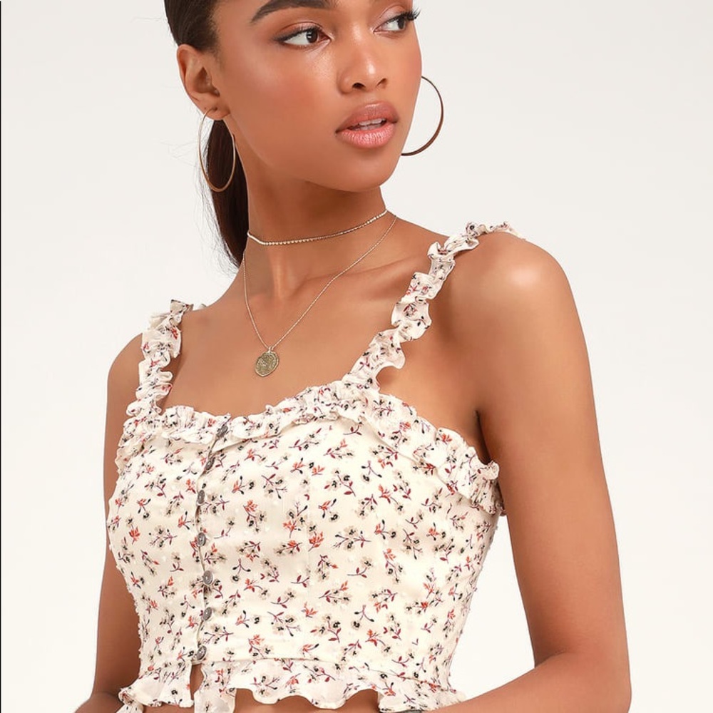 Floral button ruffled tank. Cropped, size S from Lulus